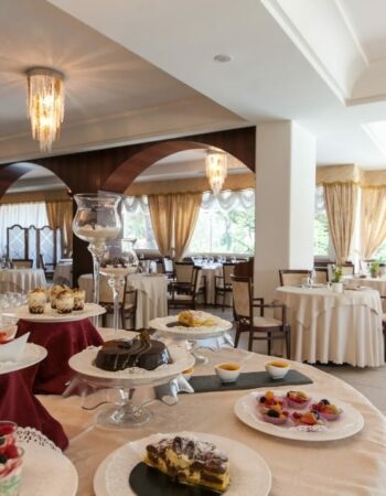 KolTuv Events Passover Program 2023 at the Grand Hotel Gallia in Adriatic Coast, Italy