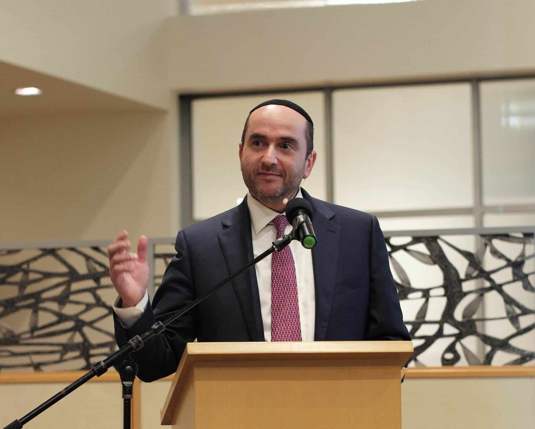 Rabbi Pini Dunner