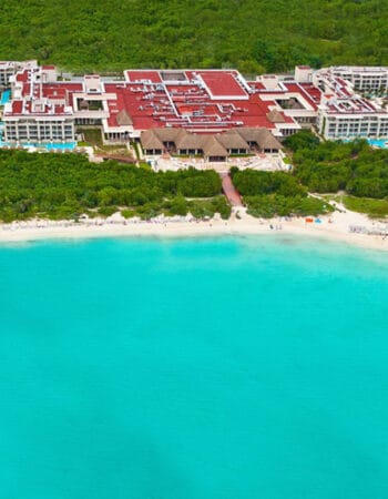 VIP Kosher Tours 2023 Passover Program in Playa Del Carmen, Mexico