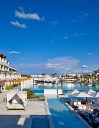 Tour Plus Passover Program 2023 in Crete, Greece