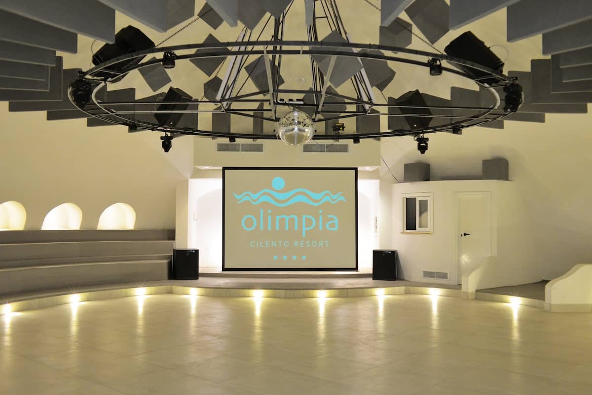 Italy Kosher Dream Passover Program 2025 in South of Italy in Amalfi