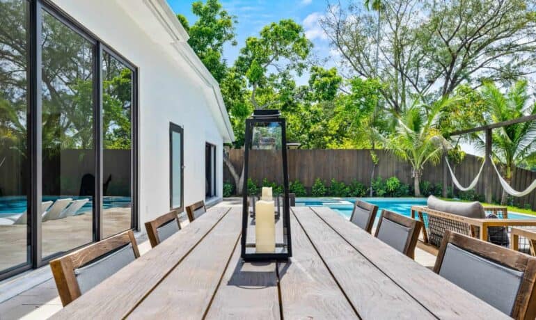 LXURE Villas Bronze Villa 5 Bedrooms 10 Beds 5.5 bathrooms – Kosher Vacation Rentals