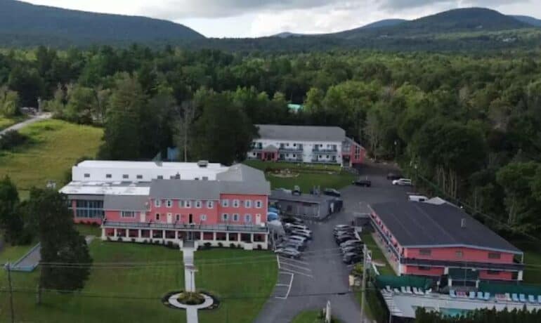Melour Resort 2025 Passover Program in Tannersville, New York